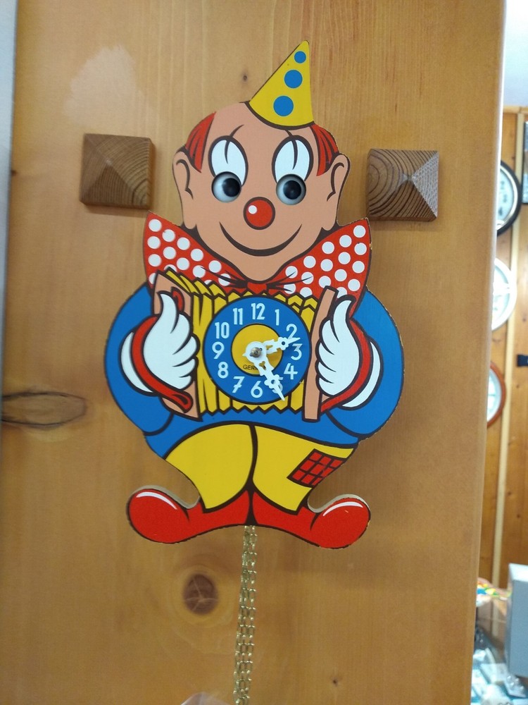 Clown Shaped Mechanical Wall Clock