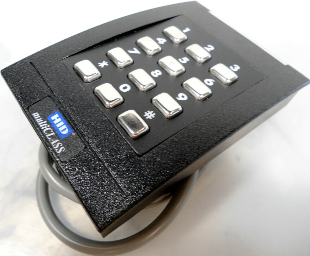 HID multiCLASS Wall Switch Smart Card Reader 6136CKX000000  90-Day Warranty
