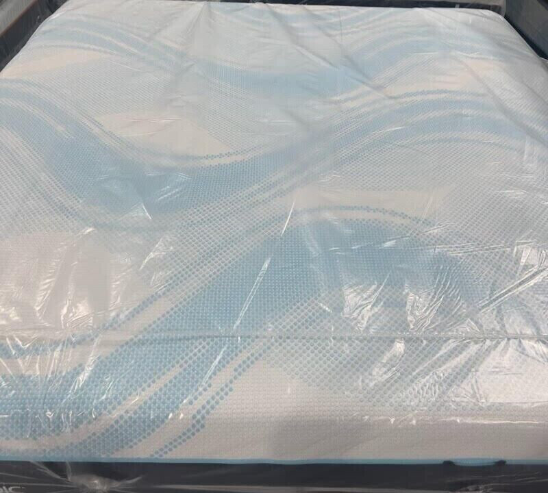 NEW TempurPedic QUEEN LUXE BREEZE SOFT 2.0 MATTRESS 10° Cool CLEARANCE FASTSHIP