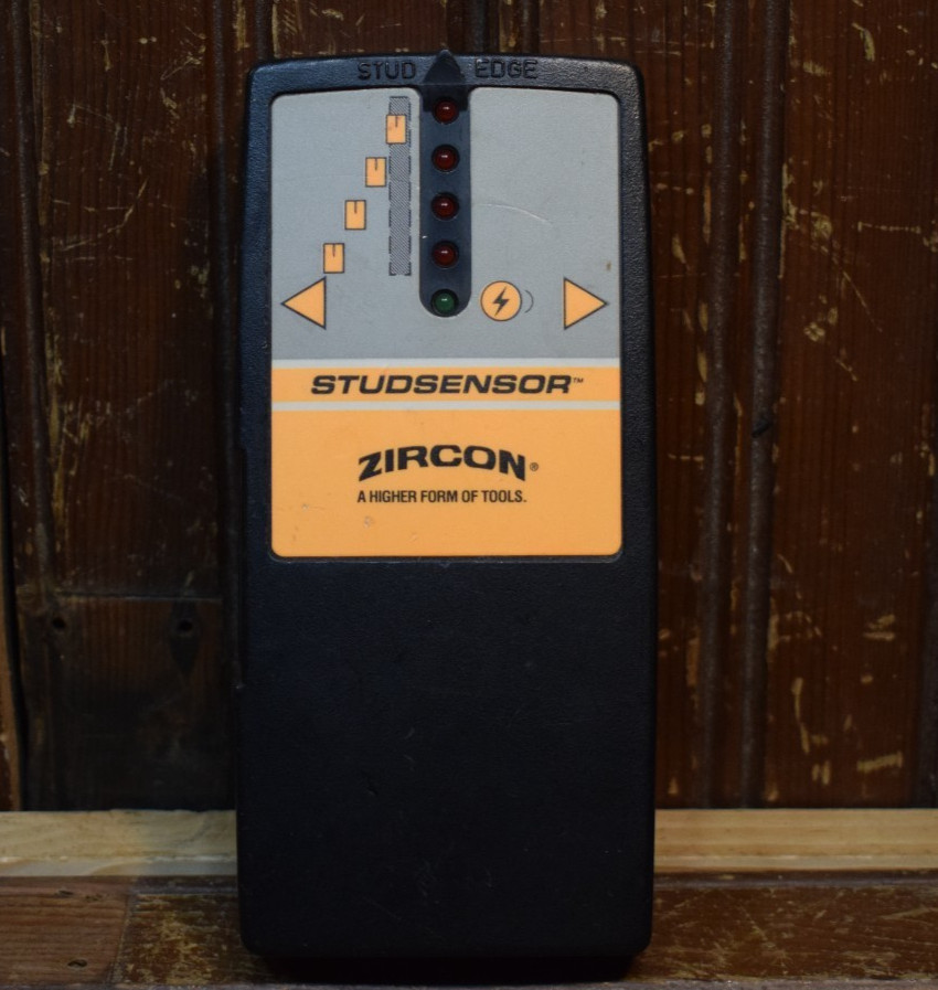 ZIRCON STUDSENSOR STUD DETECTOR FIND EDGE FINDER CARPENTRY ELECTRICAN HAND TOOL