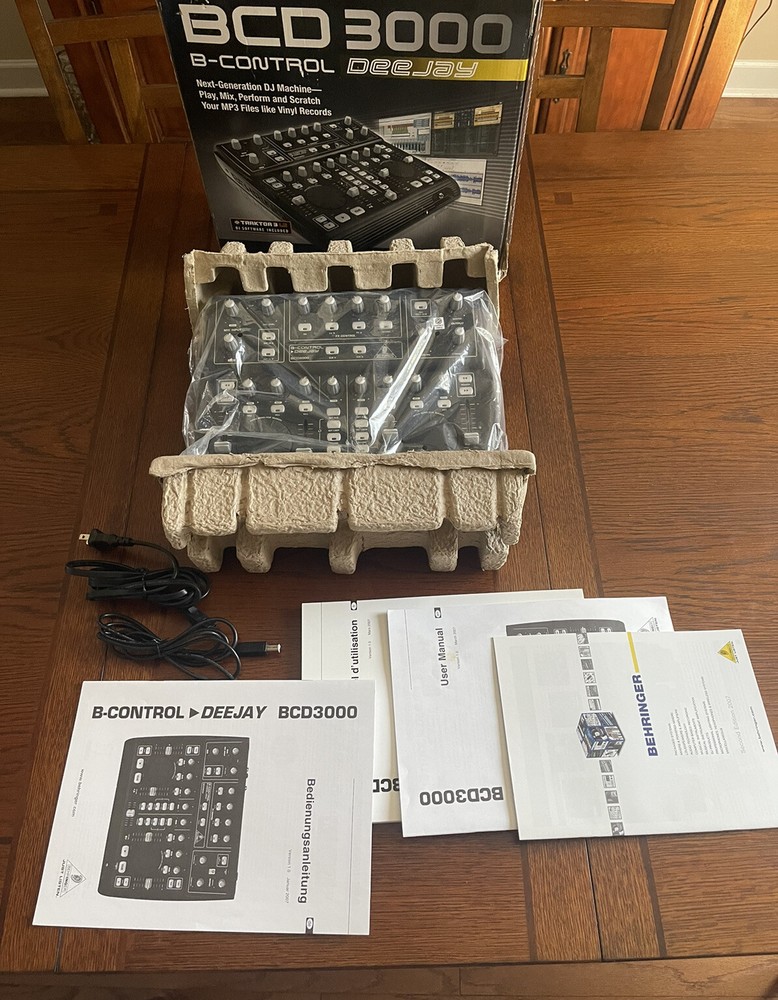 Behringer ~ BCD-3000 B-Control Deejay ~ 4-channel DJ Controller