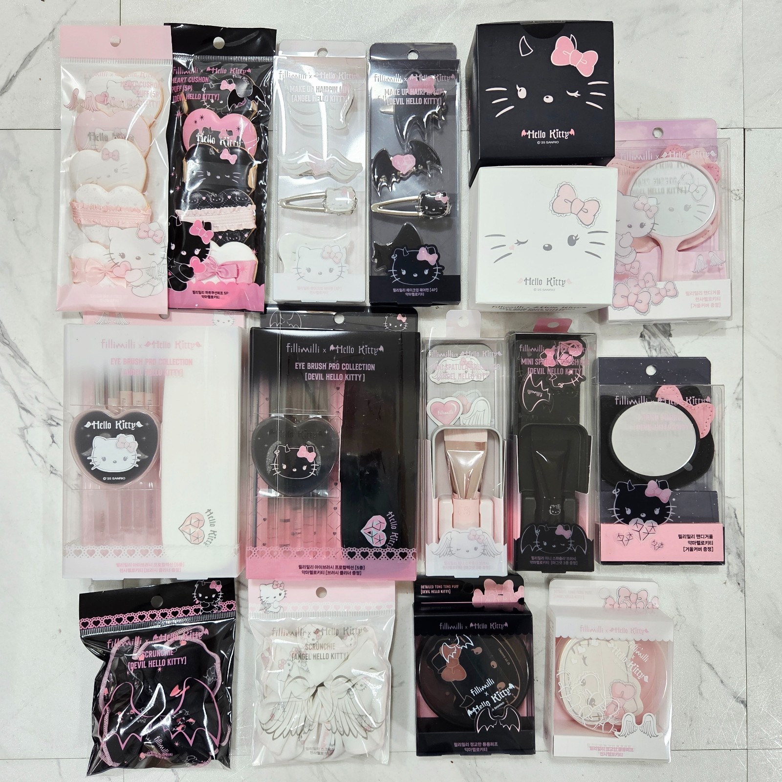 [OLIVE YOUNG] FILLIMILLI × HELLO KITTY ANGEL & DEVIL LIMITED EDITION + Tracking