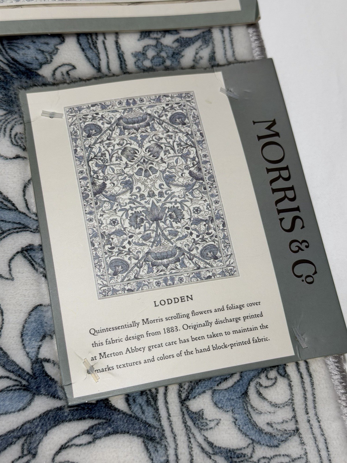 NEW Morris & Co 2 Piece Accent Rug Set Lodden Blue White 2'x5' Washable 24"x36"