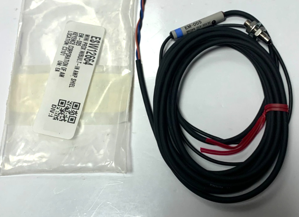 New Original New Keyence EM-005 Proximity Sensor EM005