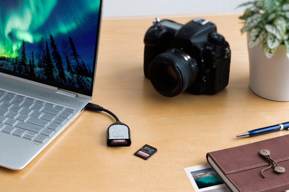 SanDisk - USB 3.0 SD UHS-II Card Reader - Silver