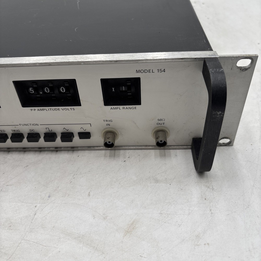 WAVETEK Programmable Waveform Generator Model 154 Powers On - UNTESTED