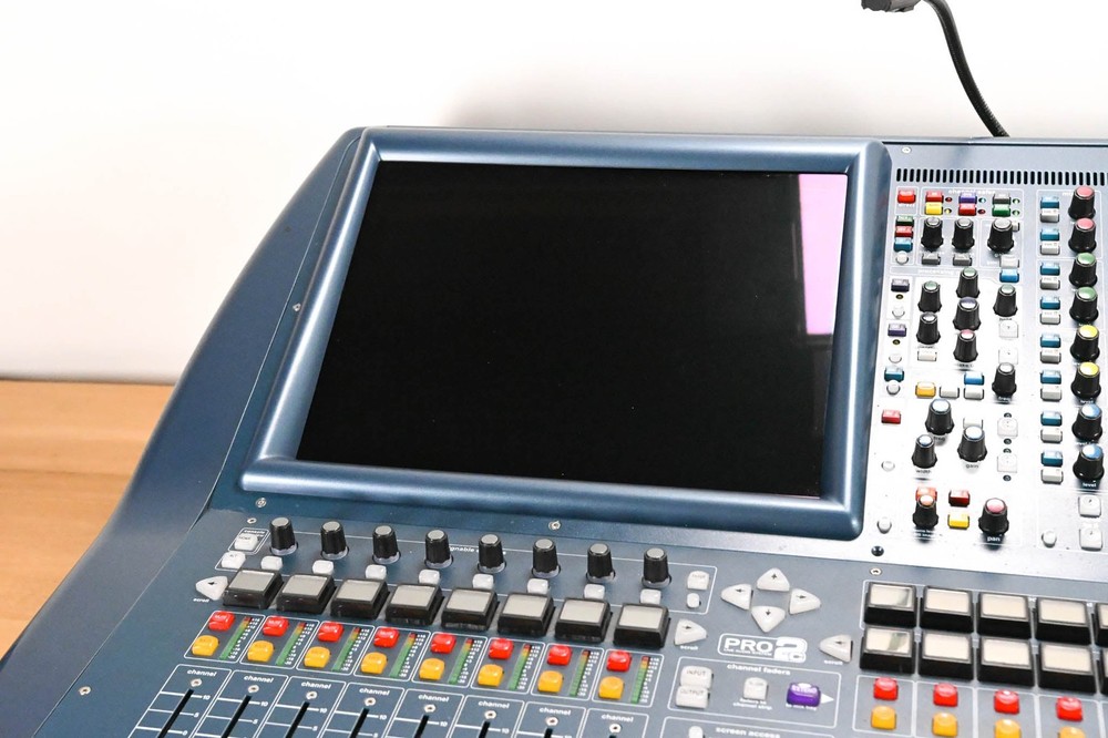 Midas PRO2C Live Digital Audio Mixing Console CG01WT7