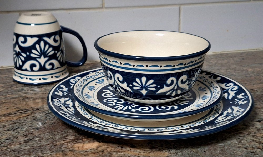 Bobby Flay Marbella Collection 4-Piece Dinnerware Set