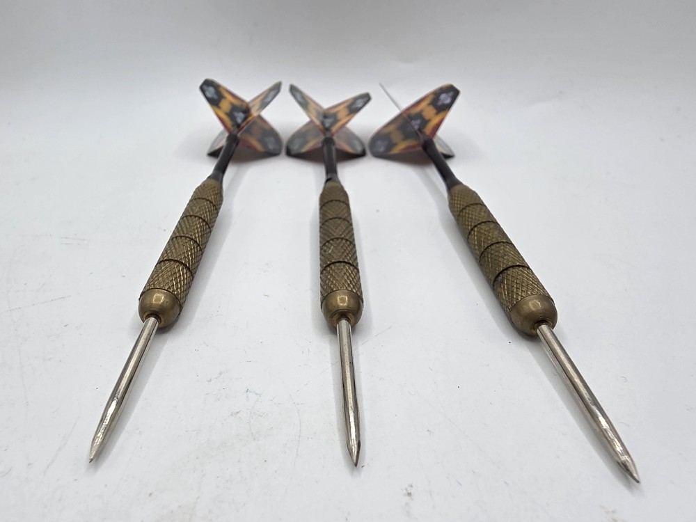 Vintage Brass Dart Set with Flights - 18g