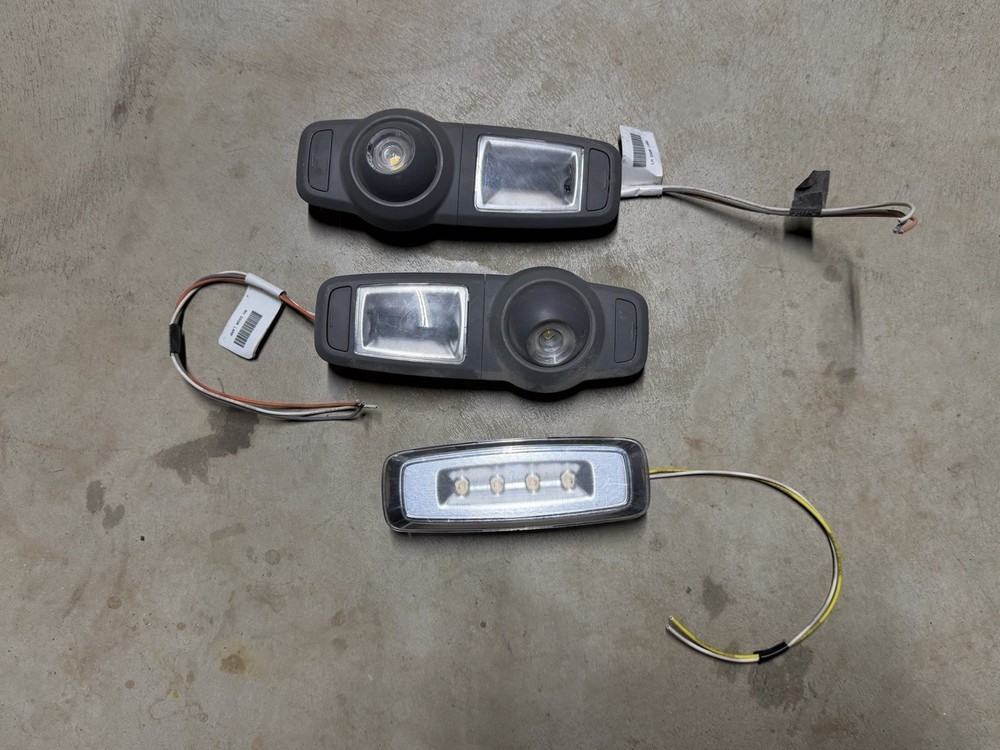 Peterbilt 579 Dome Light Set Daycab