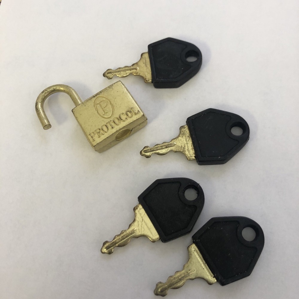Luggage Lock with 4 keys Protocol brand used