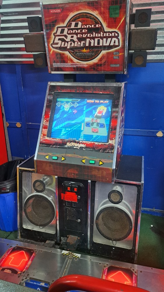 Dance Dance Revolution Supernova Arcade Machine 2 player