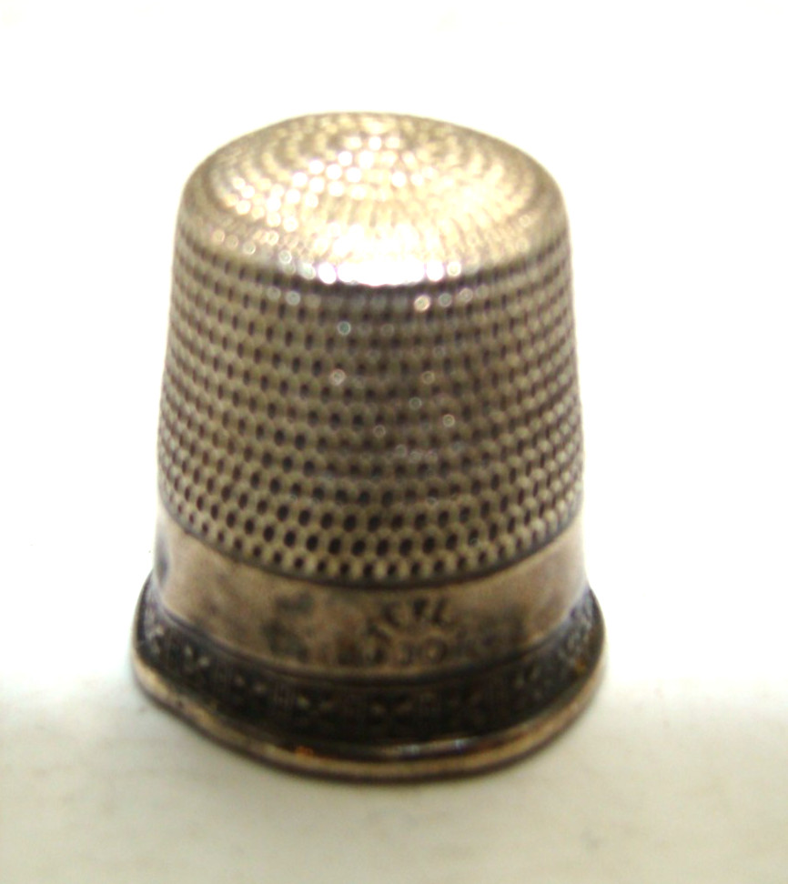 Vintage Size 10 Sterling Thimble