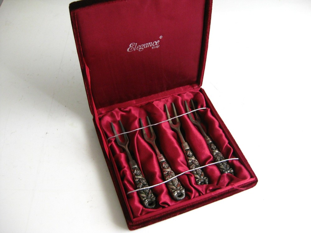 Vintage Elegance Silver Dessert Silver Plated Forks Set