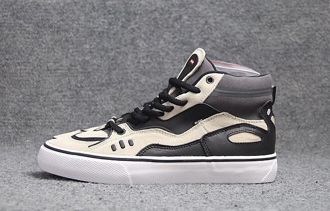 Globe Men's Dimension Skate Shoe US size