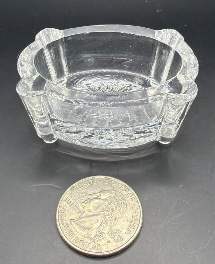 Vintage Glass Open Salt Cellar Salt Dip EAPG