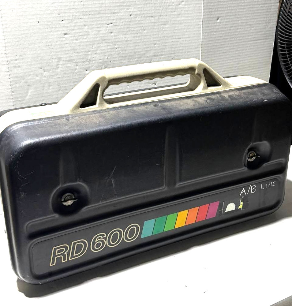 Radiodetection RD600 precision cable and pipe locator