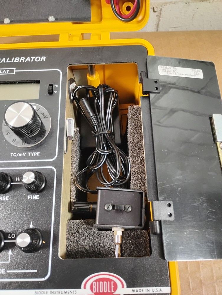 Biddle Versa-Cal Calibrator 720390- UNTESTED SURPLUS / POWERS ON