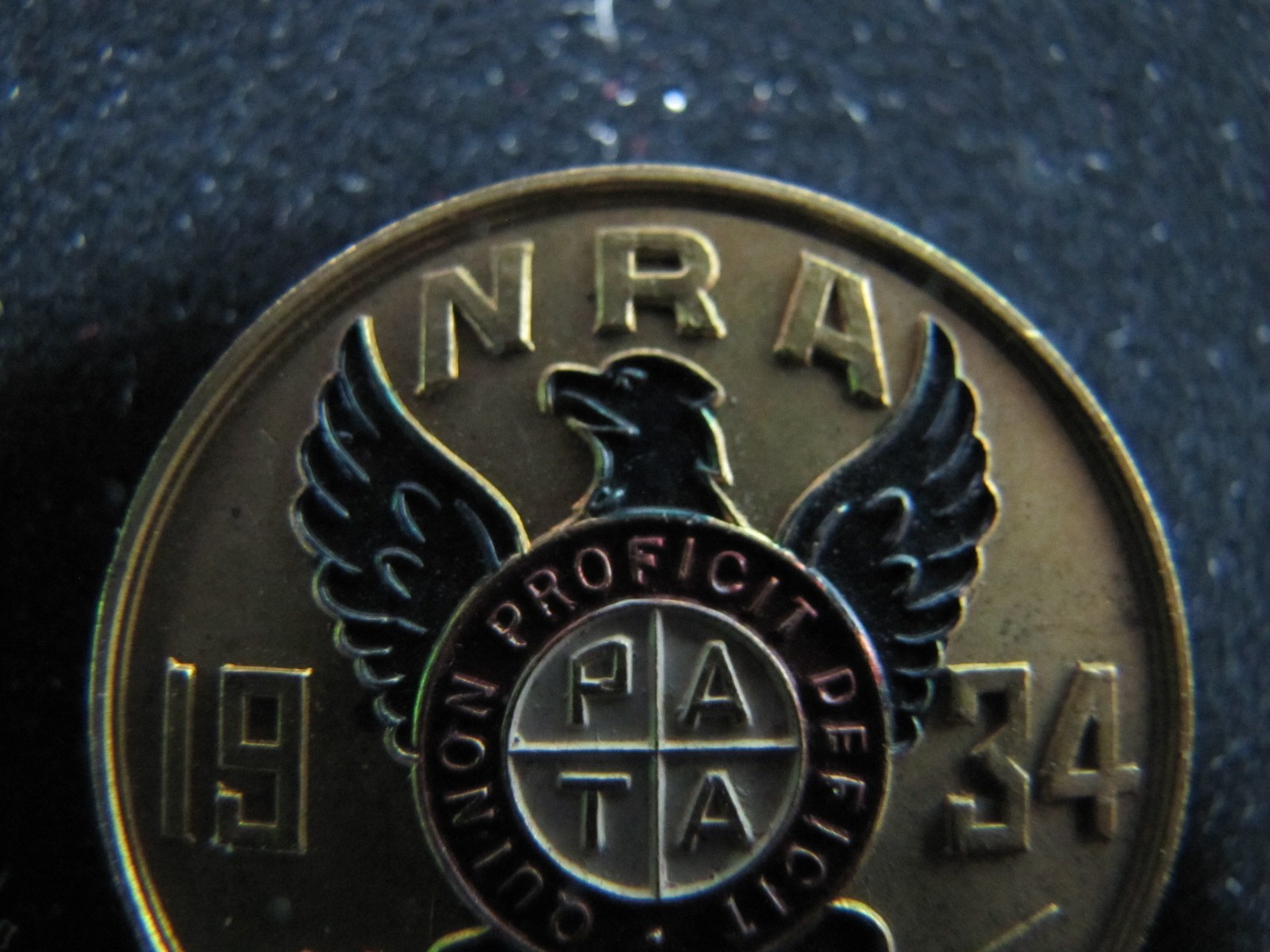 1934 NRA National Recovery Act Enameled Pinback Pin USA