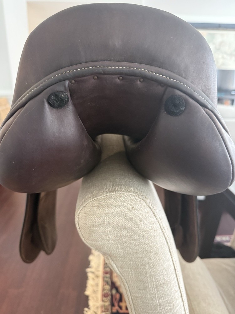 Dover Circut Saddle 17.5