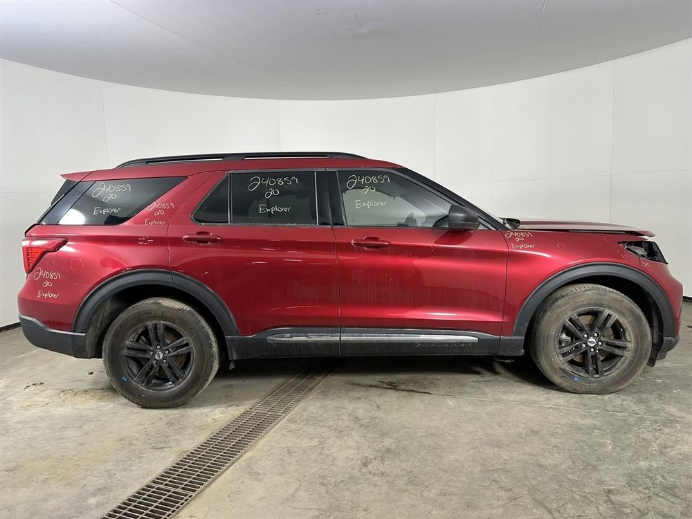 Camera/Projector Camera Windshield Mounted Fits 20-24 AVIATOR 2714847