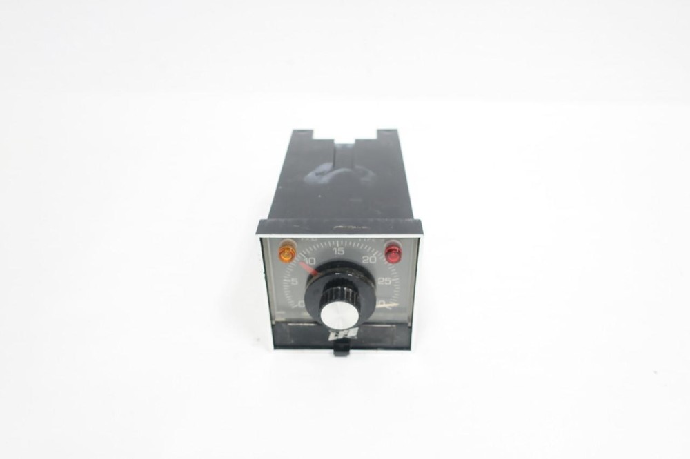 Lfe 216 Type J Temperature Controller 0-30f