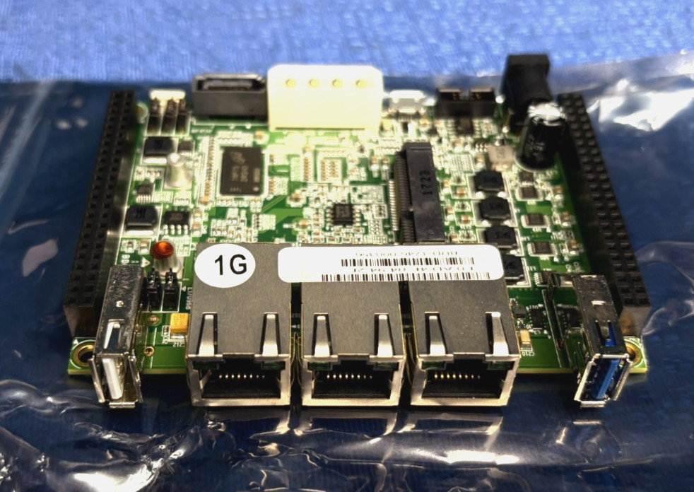 GlobalScale ESPRESSObin v5 ARM-Based 64-Bit Single-Board Computer - Board Only