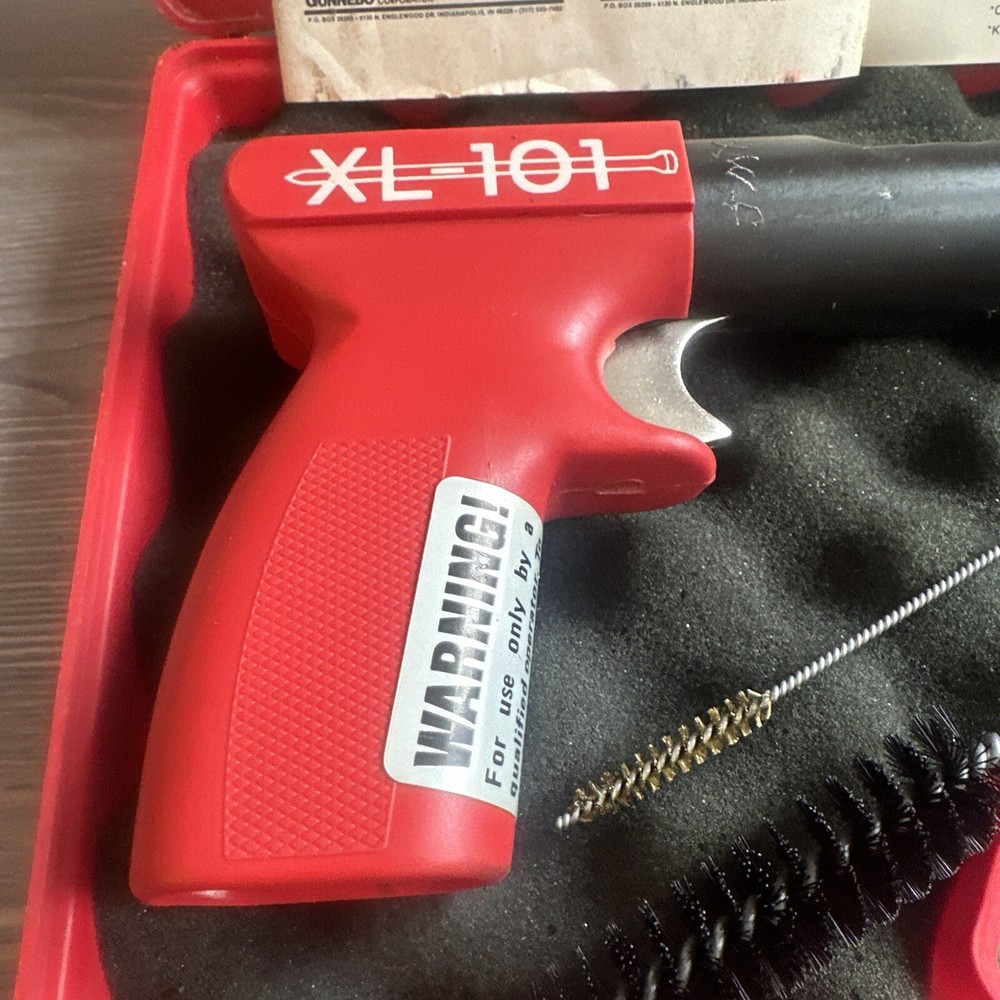 Gunfix Xl-101 Low Velocity Stud Driver Power Actuated Tool with nails and case