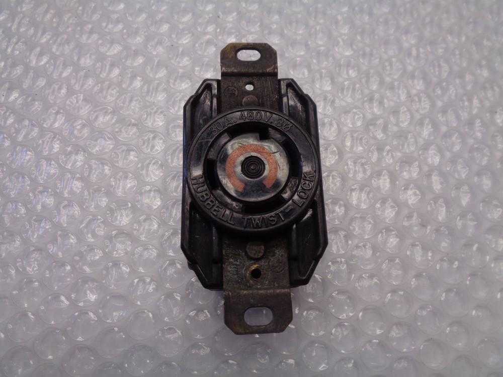 HUBBELL TWIST-LOCK UNMP