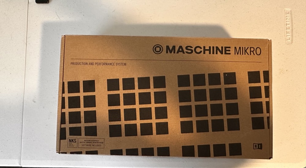 Native Instruments - Maschine Mikro MK3 (black)