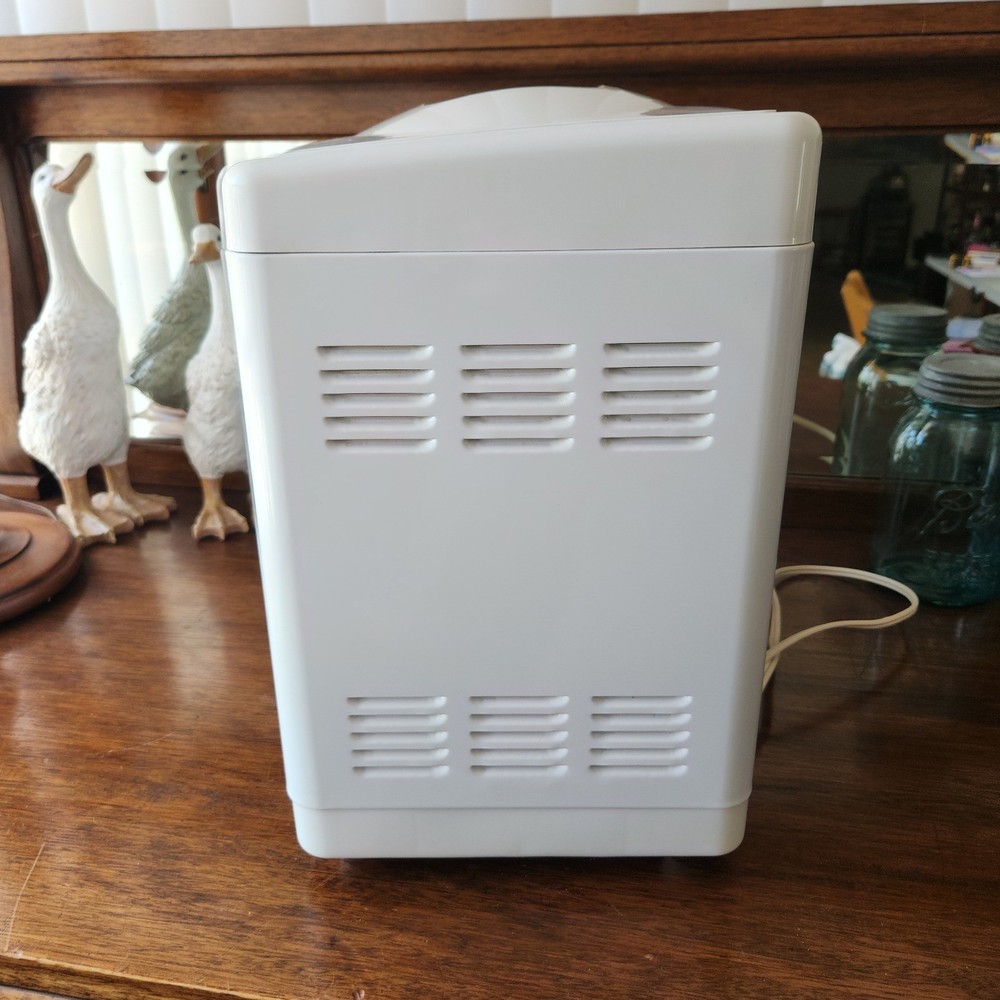 Welbilt White Large Bread Machine ABM6900