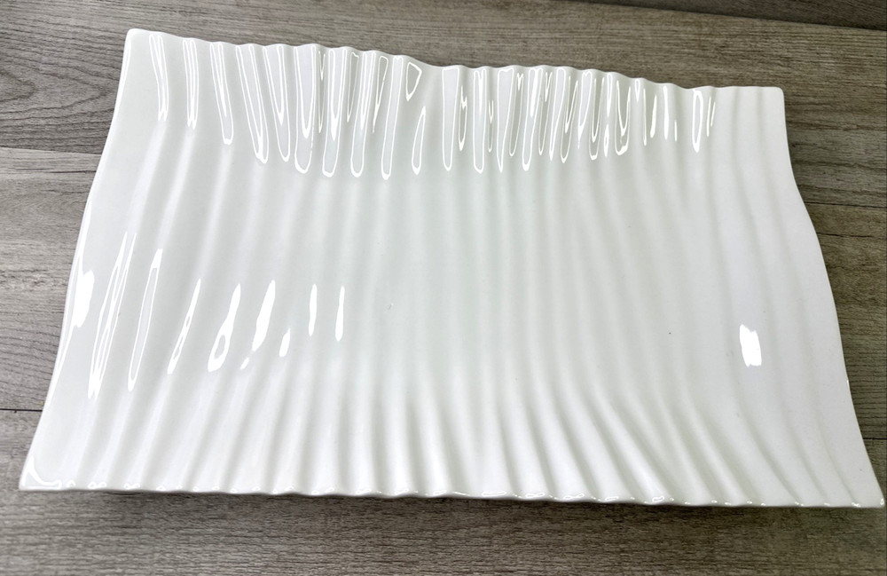 Bianco Nero Serving Platter Rectangular Ripple Design 10" x16" White