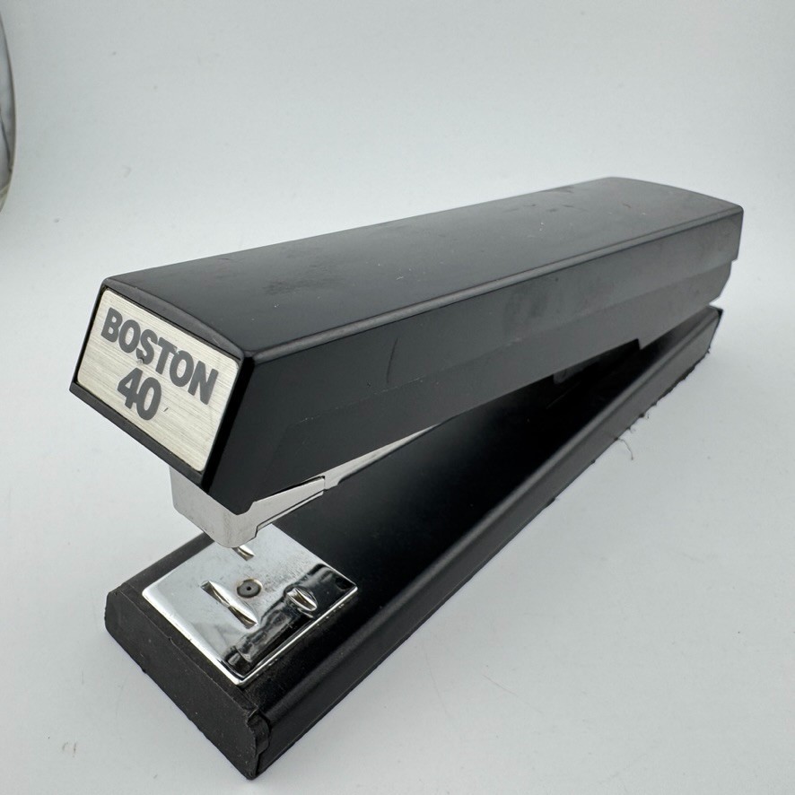 Vintage BOSTON 40 Stapler - Black
