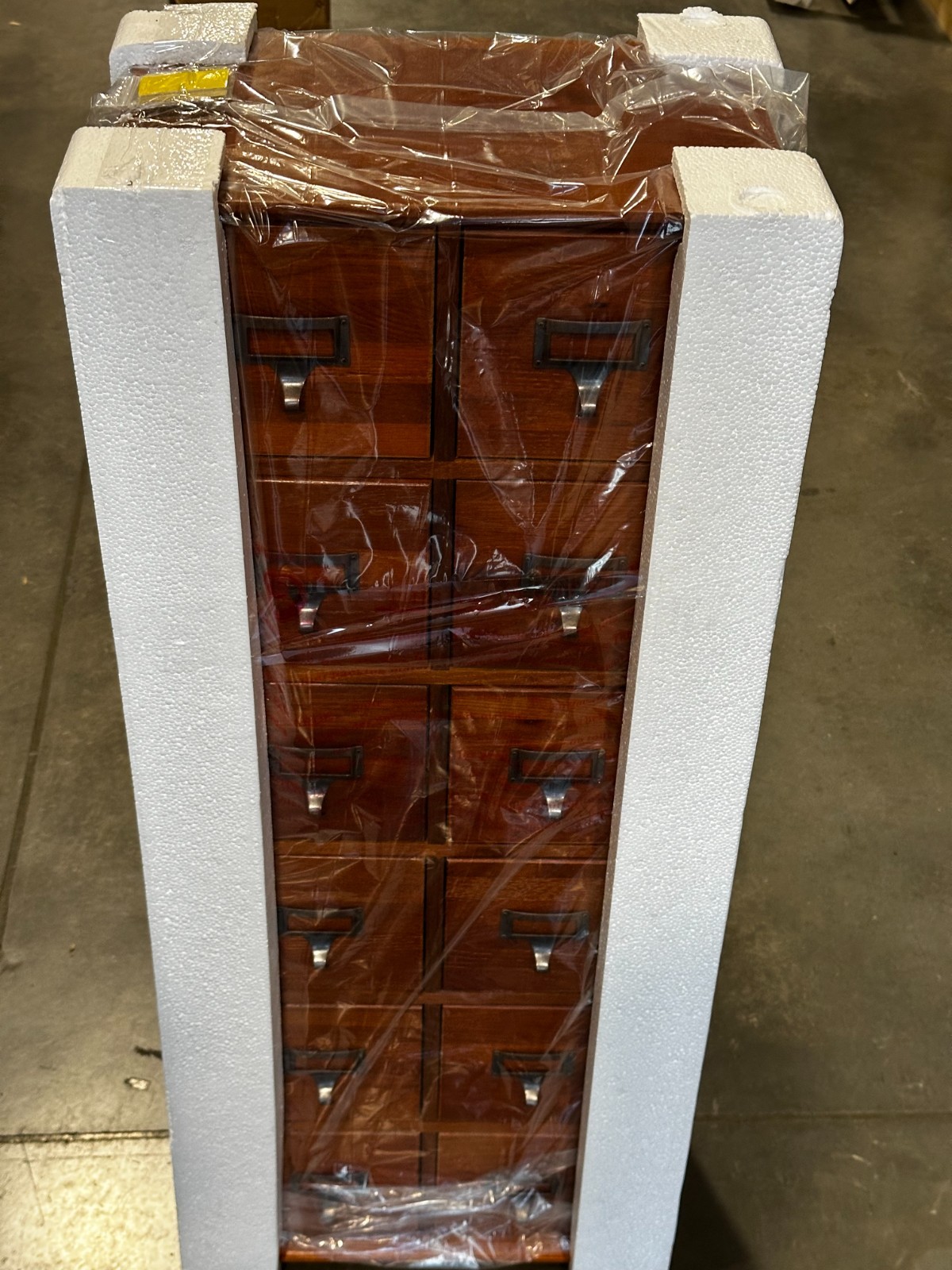 Leslie Dame CD-228W Library Design Multi Media Storage Cabinet WALNUT New!