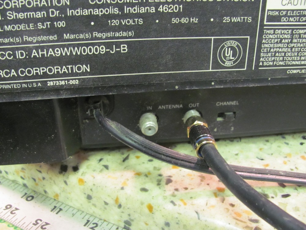 Vintage RCA Selectavision VideoDisc Player Model SJT 100