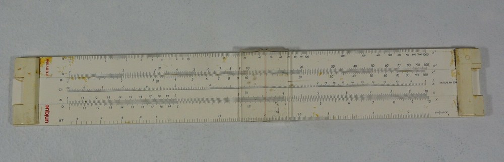 UNIQUE UNIVERSAL STUDY 500 Slide Rule Plastic has Cursor no Case