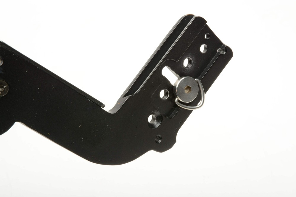 Promaster 5528 Camera Flash Mount Bracket Frame Grip, Nice quality