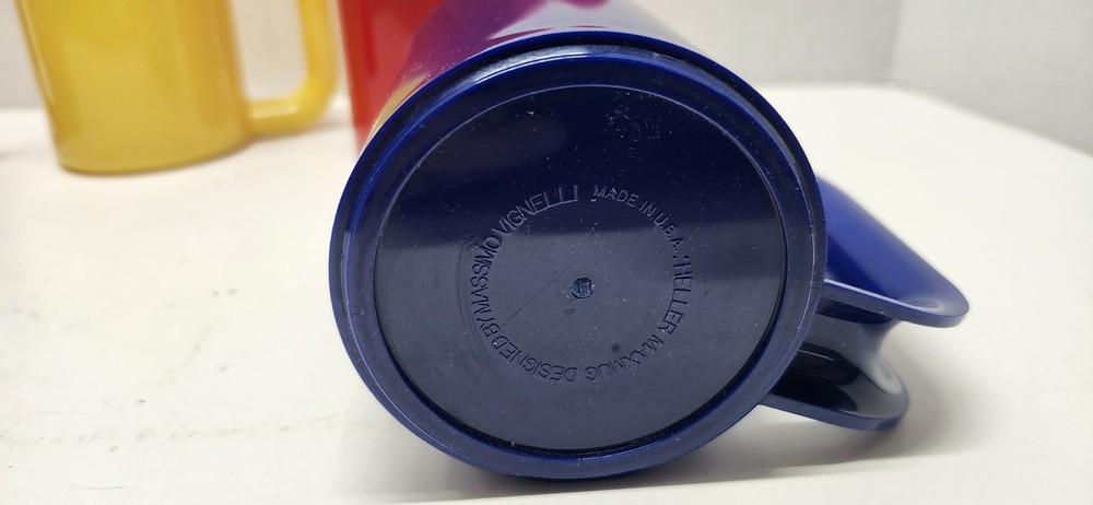 4) Vintage Plastic Stacking Mugs, HELLER Maximug, Massimo Vignelli MCM