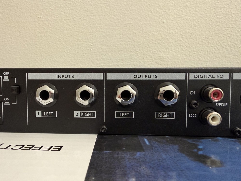 TC Electronic M350 Dual Engine Effects Processor Rack Mount w/ Power Cord WORKS