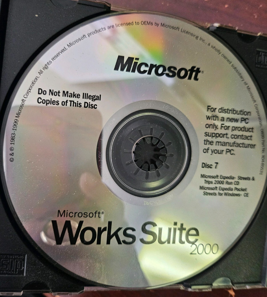 Microsoft Works Suite 2000 Complete 8 CD Set Vintage Software