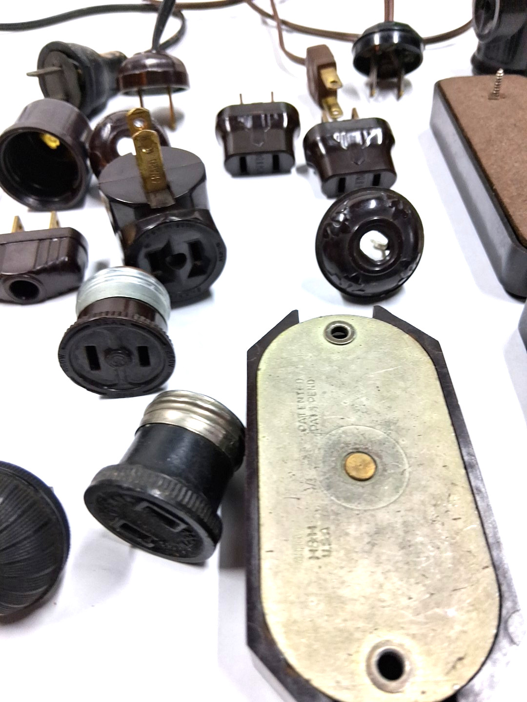 Vintage Lamp / Light Plugs other assorted electrical items lot of over 20