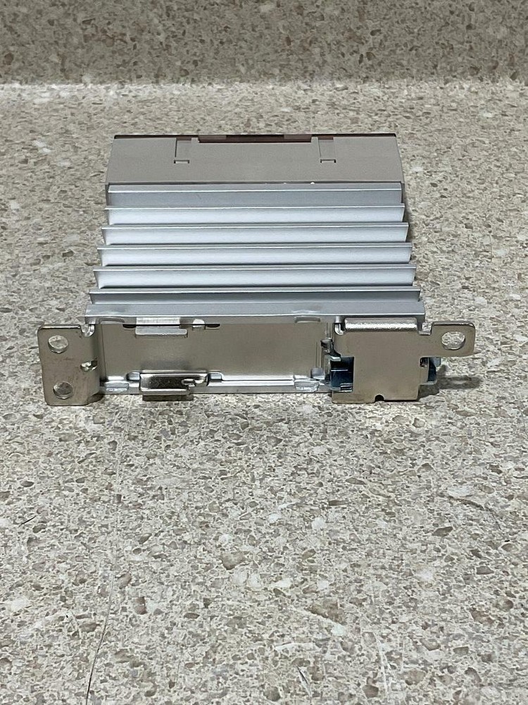 Omron G3PB-225B-VD NEW