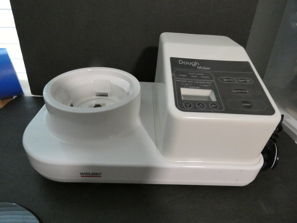 VINTAGE WELBILT BREAD DOUGH MAKER MACHINE MODEL DM2000 WEL BILT
