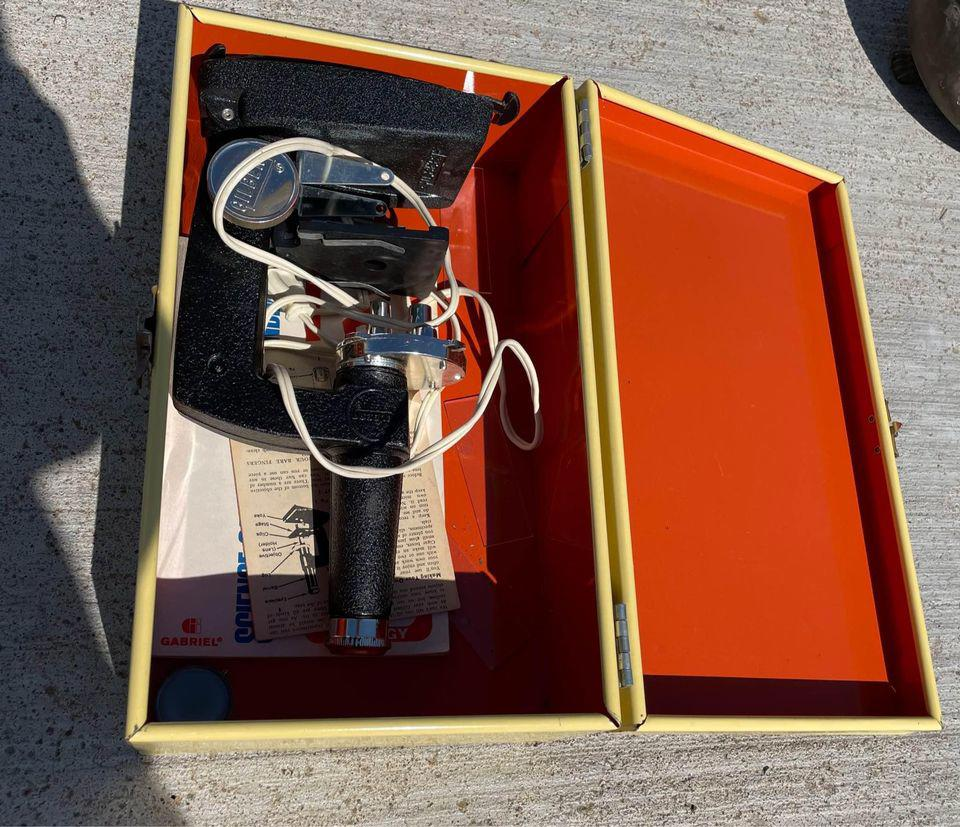 Vintage Gilbert Microcraft Microscope M8131 in Original Metal Box