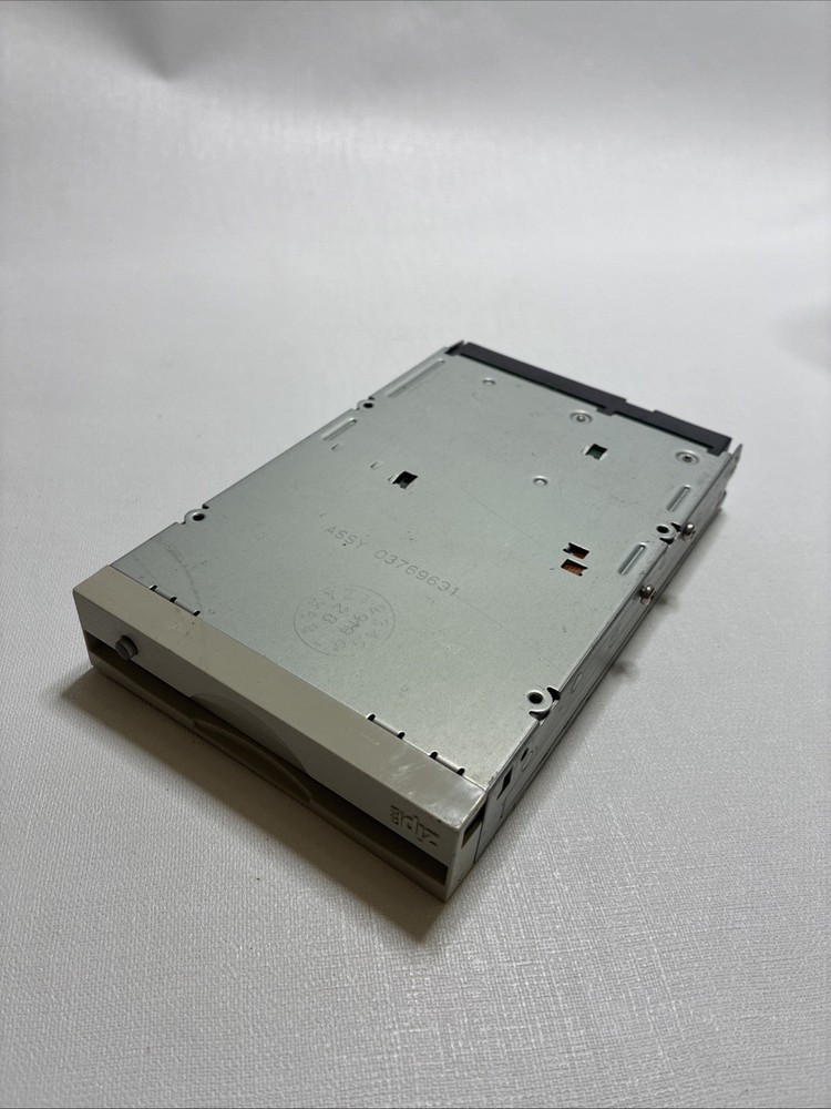 Iomega Z100ATAPI Zip 100 Internal 3.5" Drive