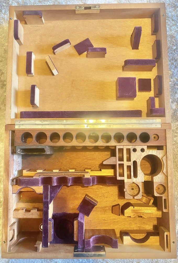 ANTIQUE ERNST LEITZ WETZLAR GERMANY ORIGINAL MICROSCOPE WOODEN EMPTY BOX CASE