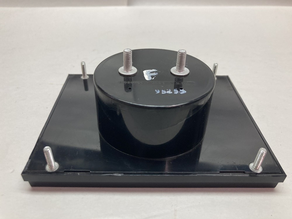 Dynapower Corporation,0-50 DC Volts,Panel Meter