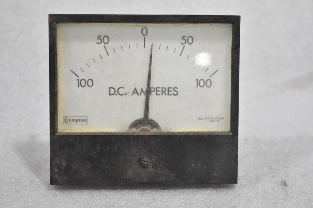 CROMPTON INSTRUMENTS CA-GBPK D.C. AMPERES VOLT METER, 100-0-100 SCALE