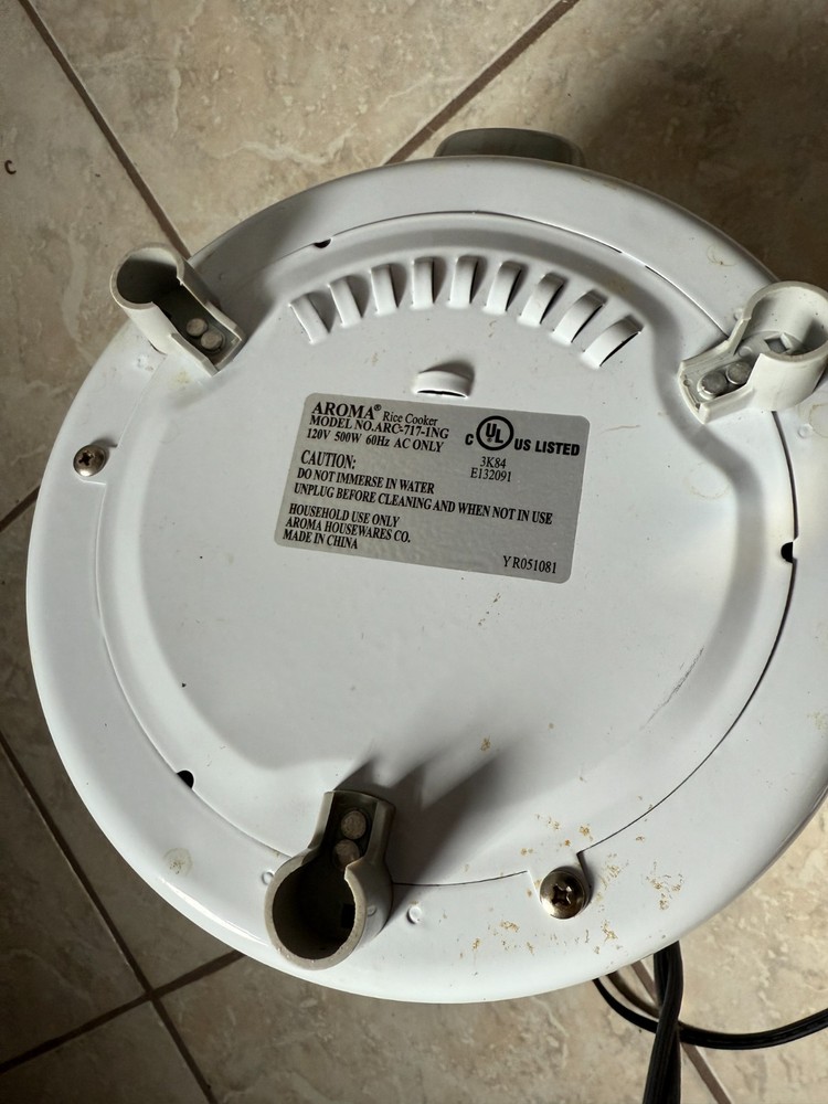 AROMA Rice Cooker