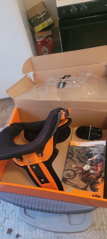 Leatt Ktm Neck Brace